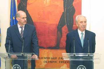 Δείγματα προόδου στην εφαρμογή του «οδικού χάρτη» διέκριναν Γ.Παπανδρέου και Σ.Πέρες