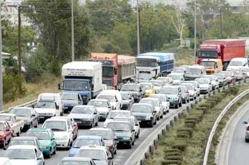 Ασφάλιστρα κατά οδηγό μελετούν οι ασφαλιστικές εταιρείες