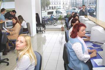 Δεν δικαιούνται και οι δύο σύζυγοι οικογενειακού επιδόματος, κατά το Διοικητικό Εφετείο