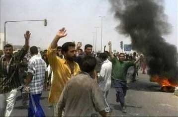 Τέσσερις νεκροί από βόμβα στη Βασόρα – Ανησυχία σε ΗΠΑ και ΟΗΕ για την ασφάλεια