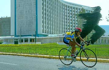 Ανοιχτή, αλλά και ασφαλής η Αθήνα κατά τους Ολυμπιακούς Αγώνες, τονίζει ο Κ.Σημίτης