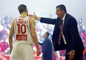 Ψήφος εμπιστοσύνης από τον Σούμποτιτς σε Διαμαντόπουλο και Λιαδέλη πριν τη Βαλένθια