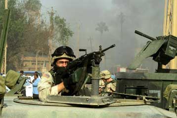 Σειρά ισχυρών εκρήξεων το βράδυ της Τρίτης στην κεντρική Βαγδάτη