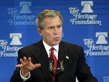 Προσπάθεια ξένων στοιχείων για επιβολή καθεστώτος Ταλιμπάν στο Ιράκ διακρίνει ο Μπους