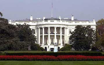 Oικονομικές και διπλωματικές κυρώσεις κατά της Συρίας ενέκρινε το Κογκρέσο