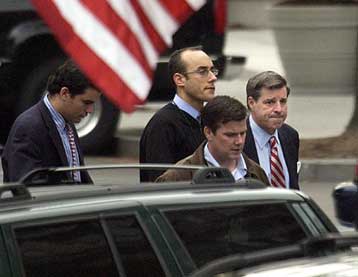 Έκτακτες συνομιλίες για την κατάσταση στο Ιράκ έχει ο Πολ Μπρέμερ στο Λευκό Οίκο