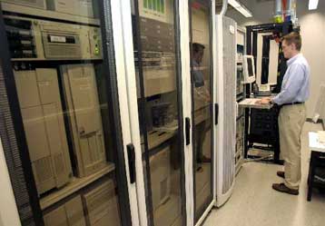 Διεθνείς σπείρες χάκερ πωλούν προστασία σε δικτυακούς τόπους