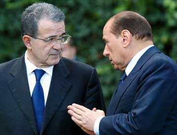 Στην «πυρά» ο Πρόντι μετά την προαναγγελία επιστροφής στην ιταλική πολιτική αρένα