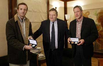 Τιμητικά μετάλλια σε δύο Βρετανούς Ολυμπιονίκες απένειμε ο Ευάγγελος Βενιζέλος