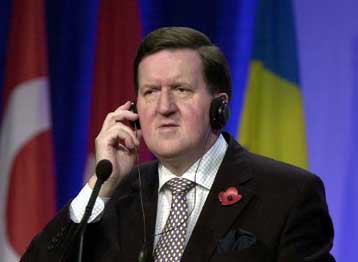 Την πρώτη κοινή στρατιωτική άσκηση επί χάρτου θα πραγματοποιήσουν ΕΕ και ΝΑΤΟ