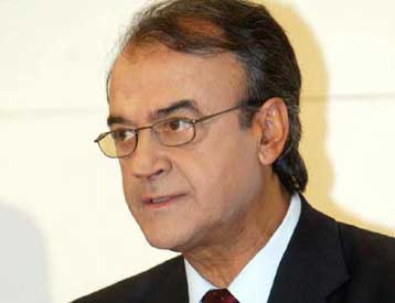 Για απόπειρα προσεταιρισμού στελεχών του ΔΗΚΚΙ από το ΚΚΕ μιλά ο Δ.Τσοβόλας