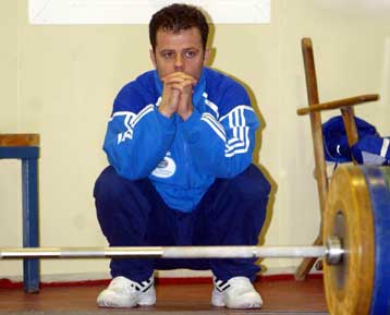 Αρχισε το παγκόσμιο πρωτάθλημα άρσης βαρών – Ο Λ.Σαμπάνης στη «μάχη» των 62 κιλών