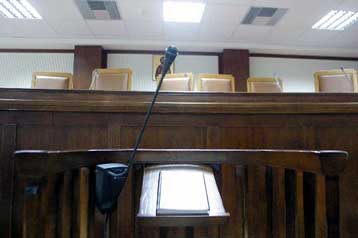 Για το ενδεχόμενο νέων κινητοποιήσεων αποφασίζουν το Σάββατο οι δικηγόροι