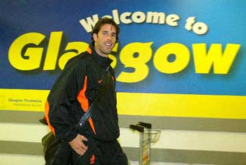 Οι πρώτες «μάχες» των μπαράζ του EURO 2004 το Σάββατο