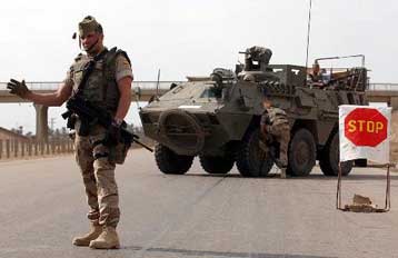 Η ιρακινή αντίσταση μετρά νεκρούς από την επιχείρηση «Σιδερένιο Σφυρί»