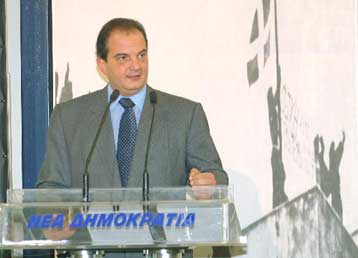 Για υποβάθμιση του πολιτικού λόγου κατηγόρησε την κυβέρνηση ο Κ.Καραμανλής