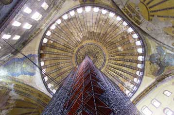 Παρέμβαση Βενιζέλου για την καταστροφή κειμηλίων στην Αγία Σοφία