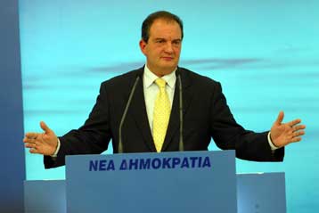 Προεκλογική ετοιμότητα ζήτησε από τις Νομαρχιακές Επιτροπές ο Κ.Καραμανλής