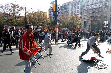 Μικρής έκτασης επεισόδια μεταξύ φοιτητών στο χώρο του Πολυτεχνείου