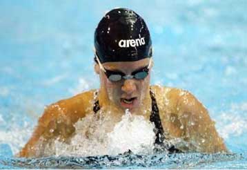 Πανελλήνιο ρεκόρ στα 200μ. πρόσθιο από τη Σαρακατσάνη