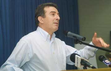 Η Δεξιά δεν πρόκειται να μας νικήσει ποτέ, δηλώνει ο Μ.Χρυσοχοΐδης