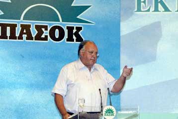 Το σύνδρομο της ήττας διακρίνει η αντιπολίτευση στην επιστράτευση Πάγκαλου