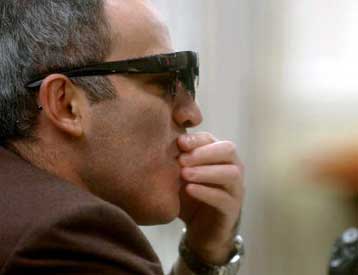 Ο Κασπάροφ νικά για πρώτη φορά τον Fritz και καταφέρνει να ισοφαρίσει