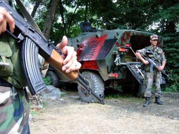 Εξτρεμιστική και εγκληματική οργάνωση ο Εθνικός Αλβανικός Στρατός δηλώνουν οι ΗΠΑ