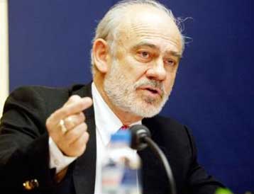 Ολυμπιακός και ΠΑΟ μπορούν να δείξουν το δρόμο της επιστροφής, δήλωσε ο Λιάνης