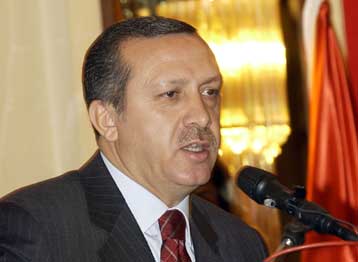 Ηπιότερη προσέγγιση για το Κυπριακό από τον Τούρκο πρωθυπουργό Ταγίπ Ερντογάν