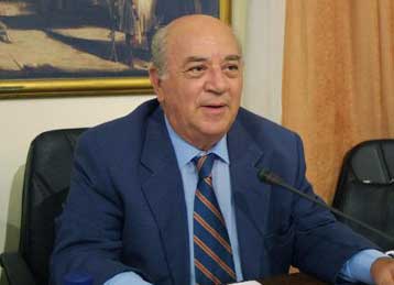 Πάνω από 100 οι δηλώσεις υποψηφιοτήτων, αλλά και δυσφορία για το «τελεσίγραφο» Σημίτη