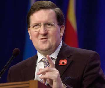 Ο Χικμέτ Τσετίν ανέλαβε την πολιτική εκπροσώπηση του ΝΑΤΟ στο Αφγανιστάν