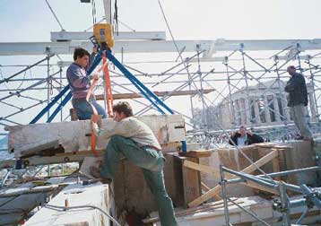 Στη Ρώμη η έκθεση φωτογραφίας για το αναστηλωτικό έργο στην Ακρόπολη