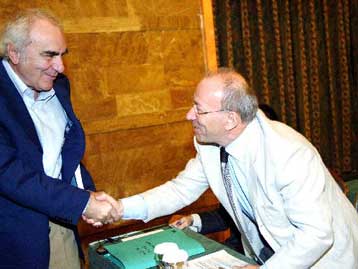 «Ας νικήσει ο καλύτερος» εύχονται για το ντέρμπι Μήτσου και Λούβαρης