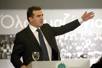 Η ανανέωση στο ΠΑΣΟΚ «όπλο» κατά της συντηρητικής δεξιάς, λέει ο Μιχάλης Χρυσοχοΐδης