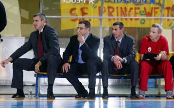 Τέλος ο Σούμποτιτς από την τεχνική ηγεσία του Ολυμπιακού – Ανέλαβε ο Σάκοτα