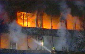 Παραμένουν στο νοσοκομείο οι φοιτητές που τραυματίστηκαν από την πυρκαγιά στη Μόσχα