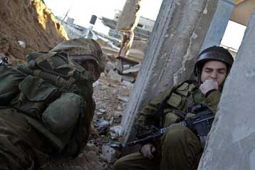 Τρεις Παλαιστίνιοι νεκροί από πυρά Ισραηλινών κοντά σε εβραϊκό οικισμό στη Γάζα