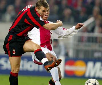 Πρόκριση στους «16» του Champions League για Μίλαν, Πόρτο, Στουτγάρδη και Τσέλσι