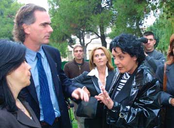 Αποζημίωση για συκοφαντική δυσφήμηση ζητά με αγωγή κατά της Λ.Κανέλη η Μ.Παπανδρέου