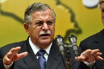 Αλλαγές στο σχέδιο μετάβασης της εξουσίας στο Ιράκ μελετά ο Τζαλάλ Ταλαμπανί