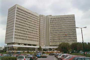 Δεν βιάζεται να πωλήσει το 9% της Cosmote η Telenor