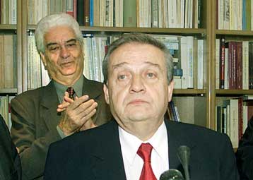 Επιβεβαιώνει ο Στ.Παπαθεμελής την πρόθεσή του για δημιουργία νέου κόμματος