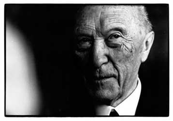 Ο καγκελάριος Αντενάουερ, ο επιφανέστερος Γερμανός όλων των εποχών