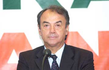 Αμεση ίδρυση τρίτου προοδευτικού πόλου εξουσίας ζητά ο Δημήτρης Τσοβόλας