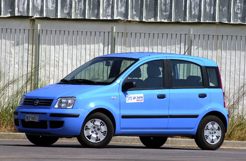Το Fiat Panda Αυτοκίνητο της Χρονιάς 2004