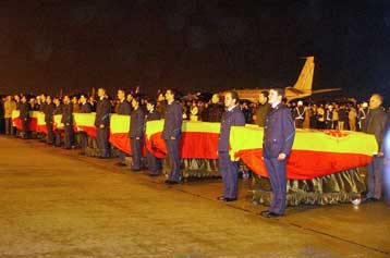 Ημέρα εθνικού πένθους στην Ισπανία για τους επτά πράκτορες που σκοτώθηκαν στο Ιράκ