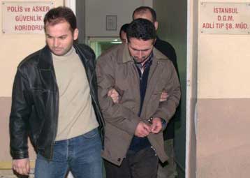 Επαφές με τον υπαρχηγό του Μπιν Λάντεν είχαν οι «εγκέφαλοι» των επιθέσεων στην Πόλη