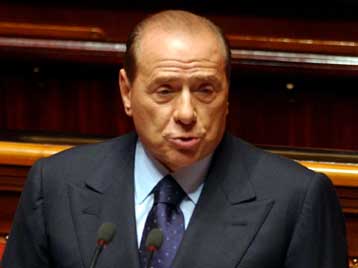 Εγκρίθηκε, ευνοϊκή για τον Μπερλουσκόνι, ρύθμιση της ιδιοκτησίας Μέσων Ενημέρωσης