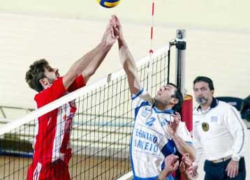 Έχασε βαθμό ο Ηρακλής από τη Νίκαια με 3-2 σετ